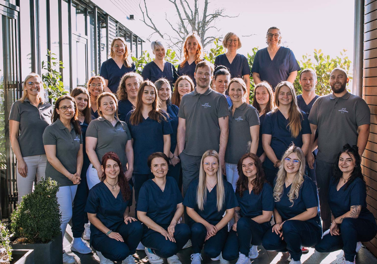 Das Team der Praxisklinik Grein & Kollegen